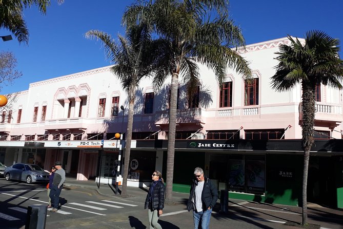 Deco Napier, Te Mata Peak, Garden Walk and Wine Tasting Tour - What the three-hour schedule really means