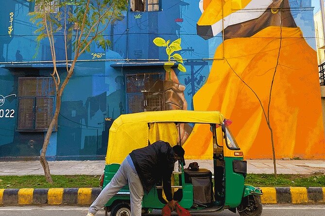 Delhi Street Art Walk in Lodhi Art District with Chai & Food - Timing, meeting point, and practical planning