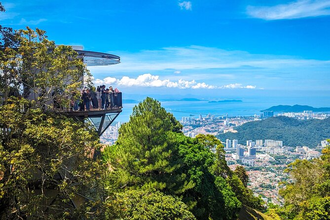 Discover Penang's Best: Hill, Beach, Botanic Gardens & Kek Lok Si - White coffee at Coffee Tree