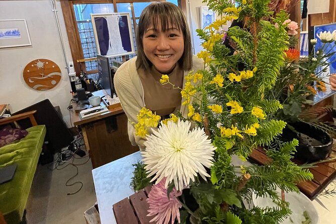 Discover the Art of Ikebana in Tokyo’s Historic Yanaka District - What the private format means for you
