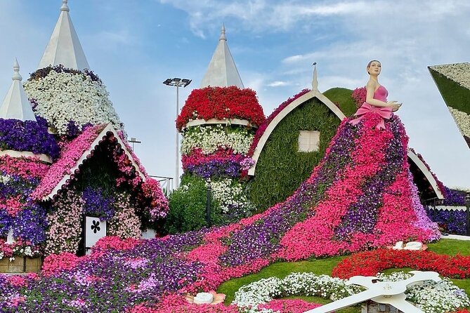 Dubai Miracle Garden Entry Pass with Hotel Pickup and Drop-Off - What the four-hour garden visit feels like