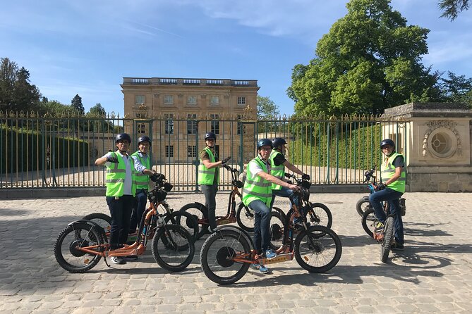 Electric 2-wheeler tour of the Chateau Park and Gardens - Price, timing, and what you actually receive