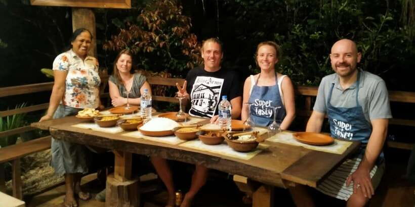 Ella : Cooking class with amazing Spice Garden Tour - Shopping for spices after the meal
