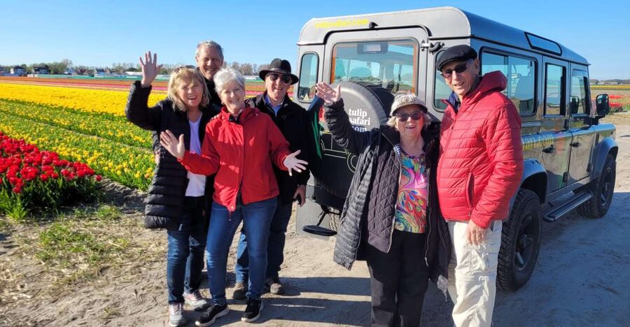 Enjoy the tulip fields in a Landrover with a local guide! - The 20-minute tulip farm break