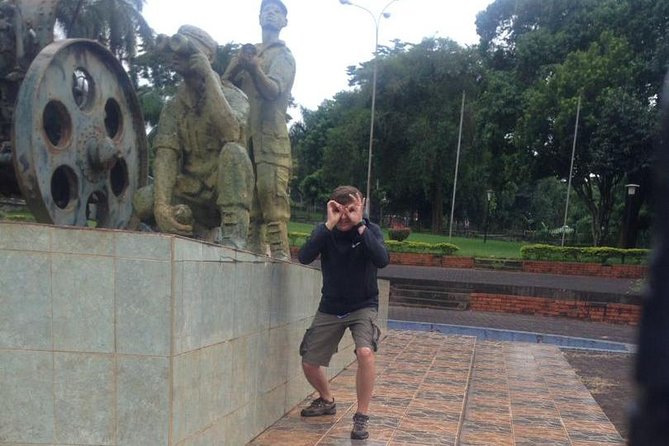 Entebbe Walking Tour (3 Hours) with Zoo and Botanical Gardens Options - What the guide can add to three hours