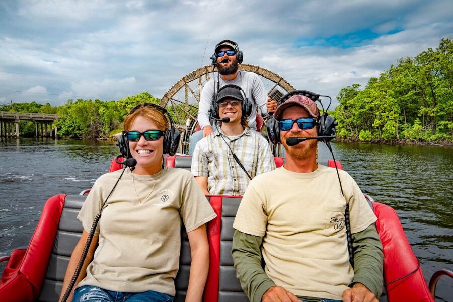 Everglades: Mangrove Maze Airboat Tour and Boardwalk - What you might see in the water and trees
