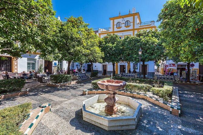 Exclusive Alcazar with breakfast or afternoon coffee in gardens - Who should book this Alcázar experience?
