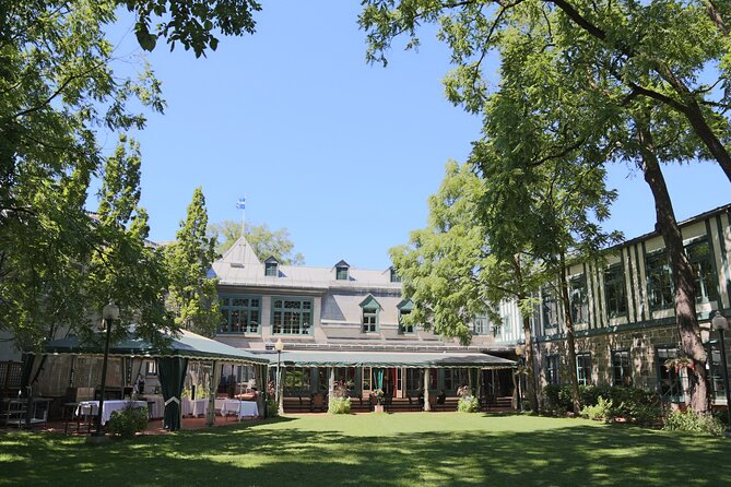 Exclusive Quebec Private Garrison Club Garden BBQ Luncheon - Garden dining, sunshine, and rain