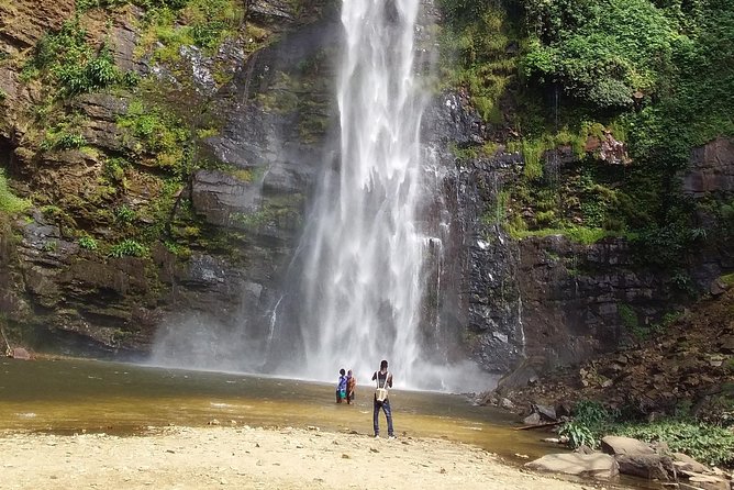 Experience Aburi Botanical Gardens And Boti Water Falls In A Day. - Boti Falls: the active part of the day