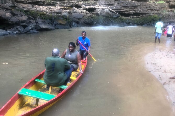 Experience Boti Waterfalls, Aburi Botanical Gardens & Tetteh Quarshie Cocoa Farm - How to prepare for the hike and weather