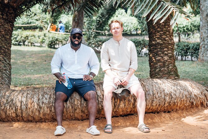Explore Aburi Botanical Gardens And Boti Falls - What the private format really adds