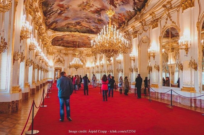 Explore Schönbrunn Palace & Gardens: Private 2.5-hour Guided Tour - A Useful Half-Day Shape for Vienna