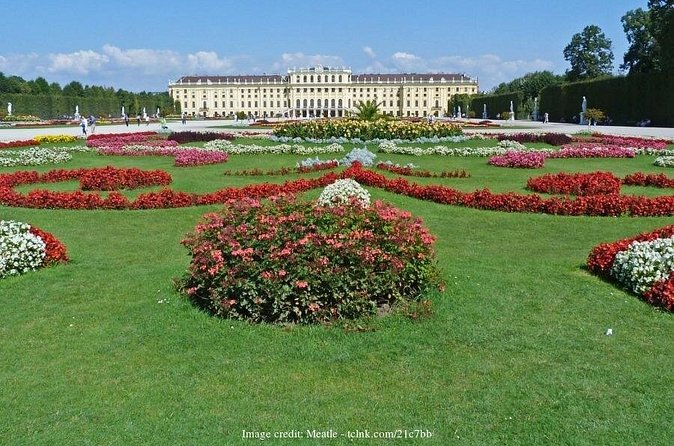 Explore Schönbrunn Palace & Gardens: Private 2.5-hour Guided Tour - Weather, Cancellation, and Practical Limits