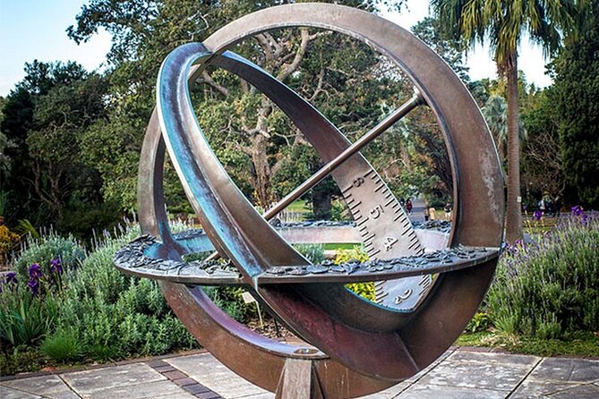 Explore Sydney's Botanic Gardens In a Series of Fun Cryptic Clues - Starting at the Morshead Fountain gates