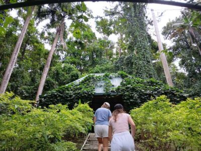 FIJI: Garden of the Sleeping Giant Tour