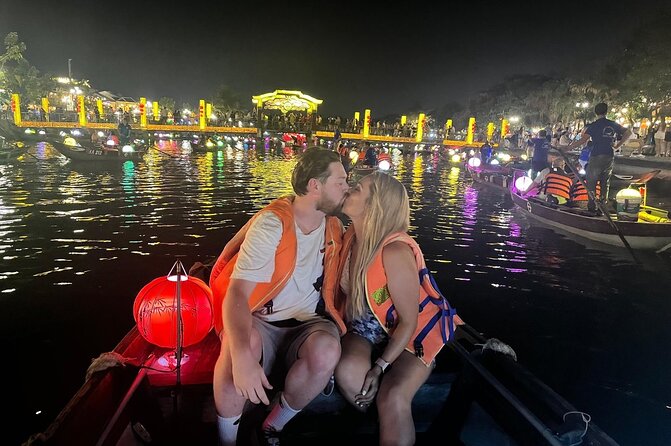 Floating Flower Lantern River Boat Ride at Night - How to fit it into your Hoi An evening