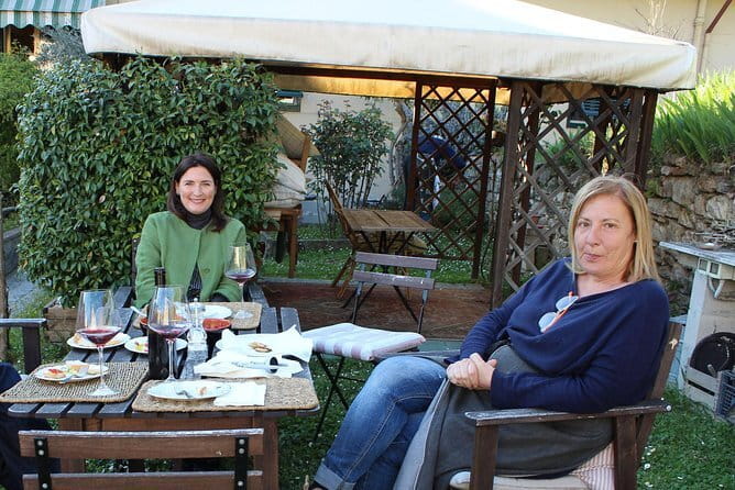 Florence Cooking Class with Wine Pairing in Mirella's Garden Home - Lunch or dinner: choosing the better time
