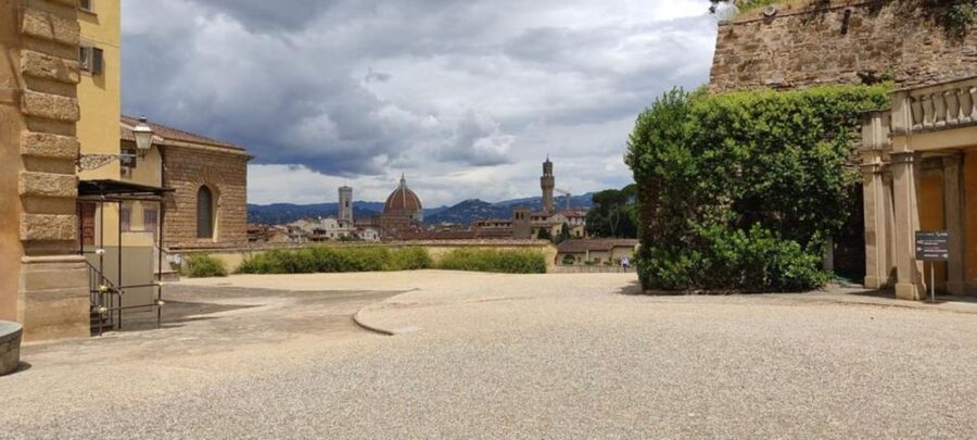 Florence: Pitti Palace and Boboli Gardens Private Tour - Modern art and the Museum of Fashion and Costume