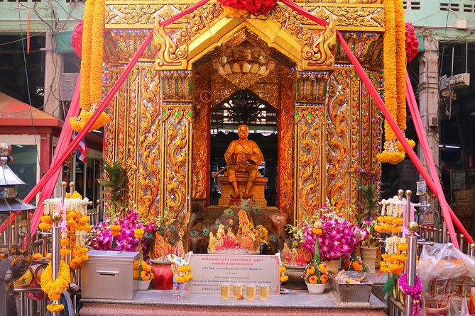 Flower Market & Floral Art: Multilingual Private Tour [EN/others] - The one-hour Thai garland workshop