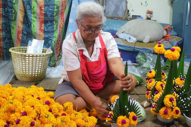 Flower Market & Floral Art: Multilingual Private Tour [EN/others] - Baan Kudi Chin Museum and the taste of local culture
