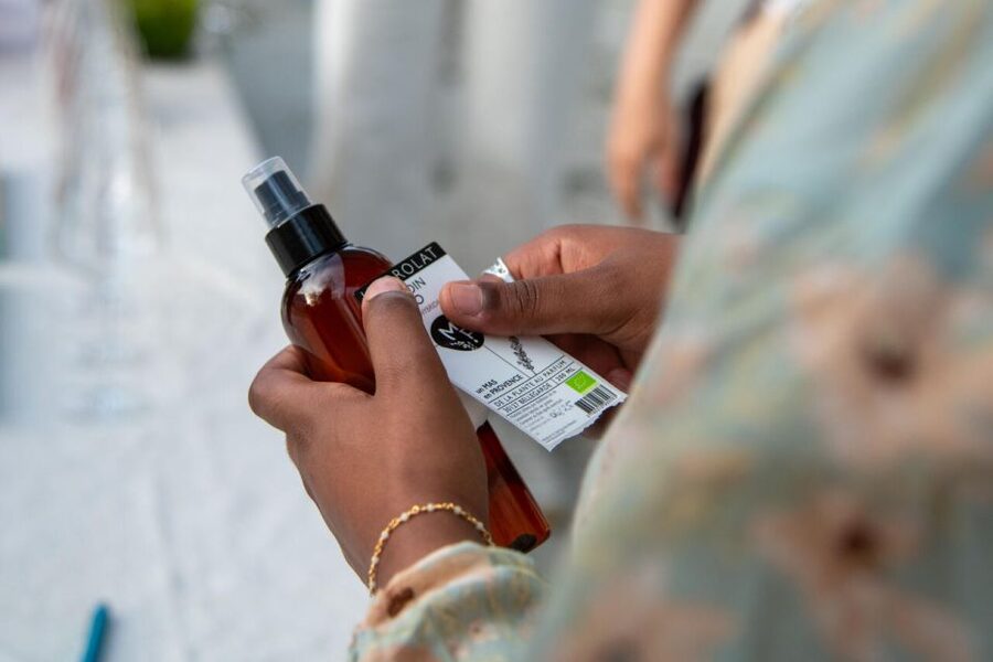 Flowers picking and essential oil distillation workshop - How this compares with a standard lavender stop