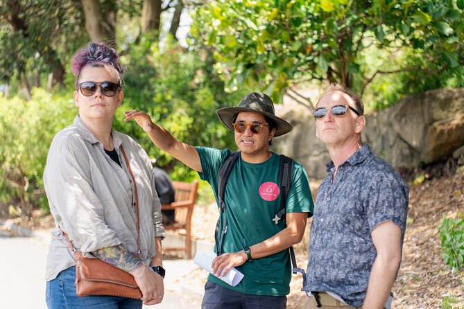 Foraging Tour: Botanical Gardens Walk & Picnic - A Botanic Garden Walk With Something to Taste