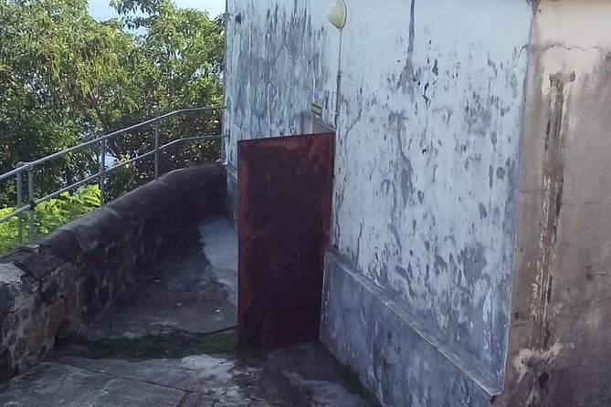 Fort Charlotte, Botanical Gardens and Kingstown Tours with Detention Tours - Fort Charlotte gives you the best view first