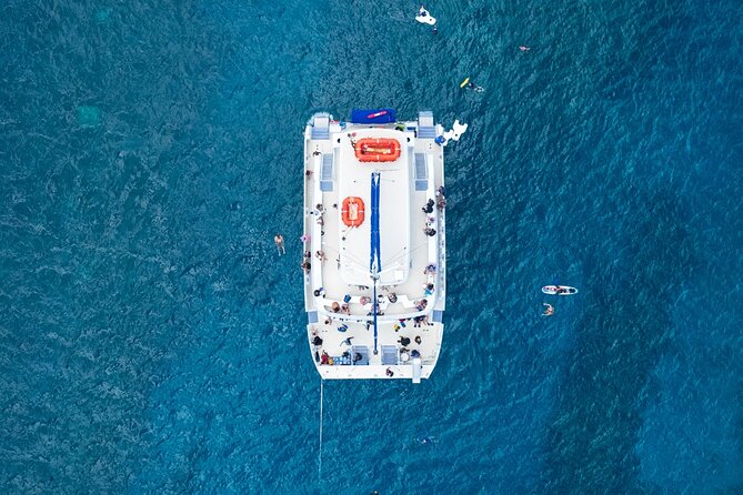 Four Winds Maui Afternoon Snorkel Tour to Coral Gardens - Crew service and the tone on board