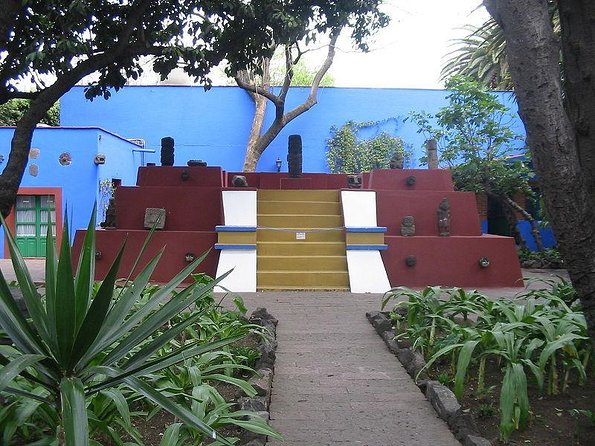 Frida Kahlo and Floating Gardens Tour with Transportation - Key Points to Know Before You Book