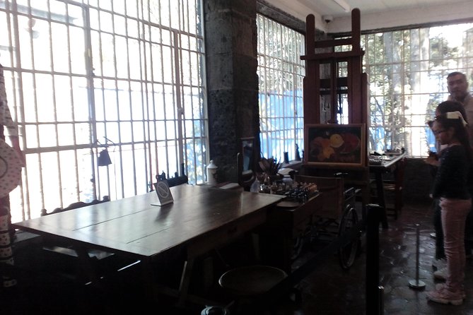 Frida Kahlo and Floating Gardens Tour with Transportation - Who Will Get the Most from This Day