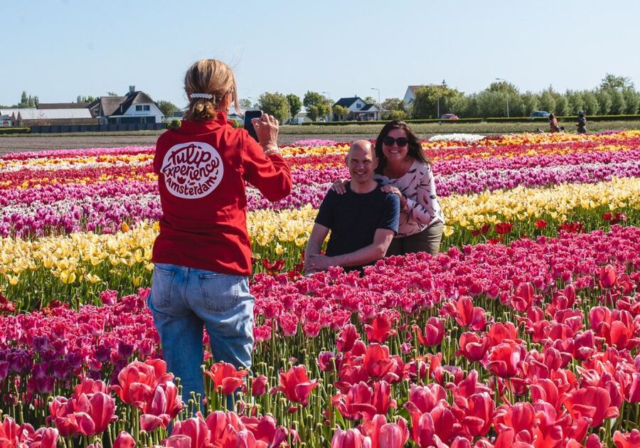 From Amsterdam: Keukenhof Gardens & Tulip Experience Tour - How the schedule affects your day