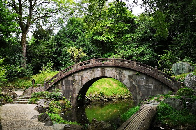 From Asakusa: Old Tokyo, Temples, Gardens and Pop Culture - Who will get the most from this tour