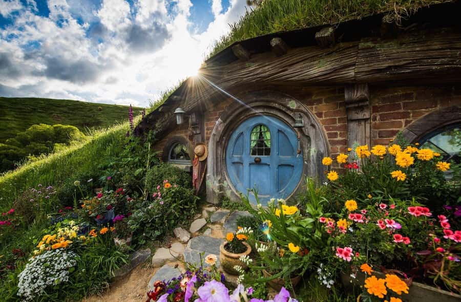 From Auckland: Hobbiton & Hamilton Gardens Small Group Tour - Why pair Hamilton Gardens with Hobbiton?