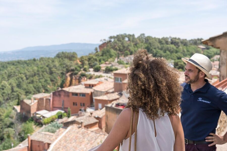 From Avignon: Half-Day Lavender Tour of Luberon - Roussillon: 45 minutes among ochre walls