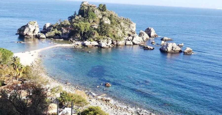 From Catania: Day Trip to Giardini Naxos and Taormina - Why this east-coast route works