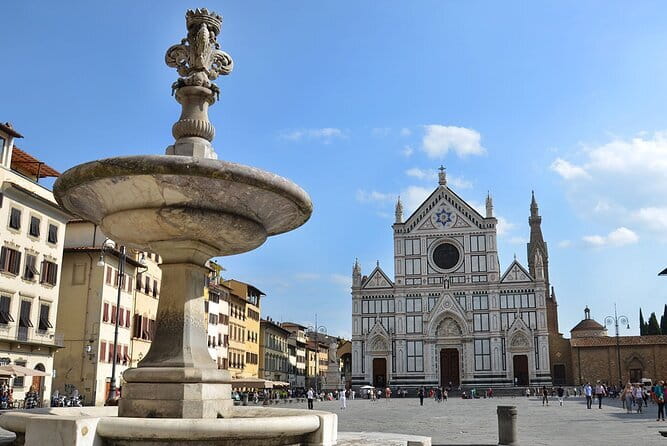 From Florence: Fiesole and Botanical Garden Golf Cart Tour - Why Fiesole makes a good escape from Florence