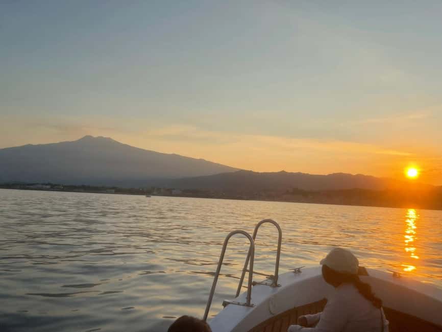 From Giardini Naxos: Isola Bella & Blue Grotto Mini Cruise - Why this short cruise works well in Taormina