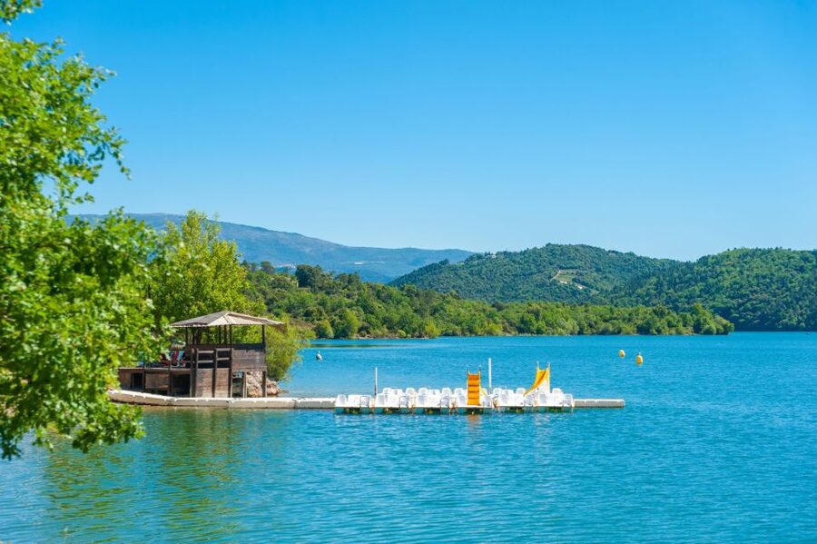 From Nice: Flower Fields & Saint Cassien Lake Full-Day Trip - Grasse and the Fragonard perfume factory