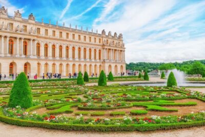 Giverny and Versailles Palace Guided Day Trip