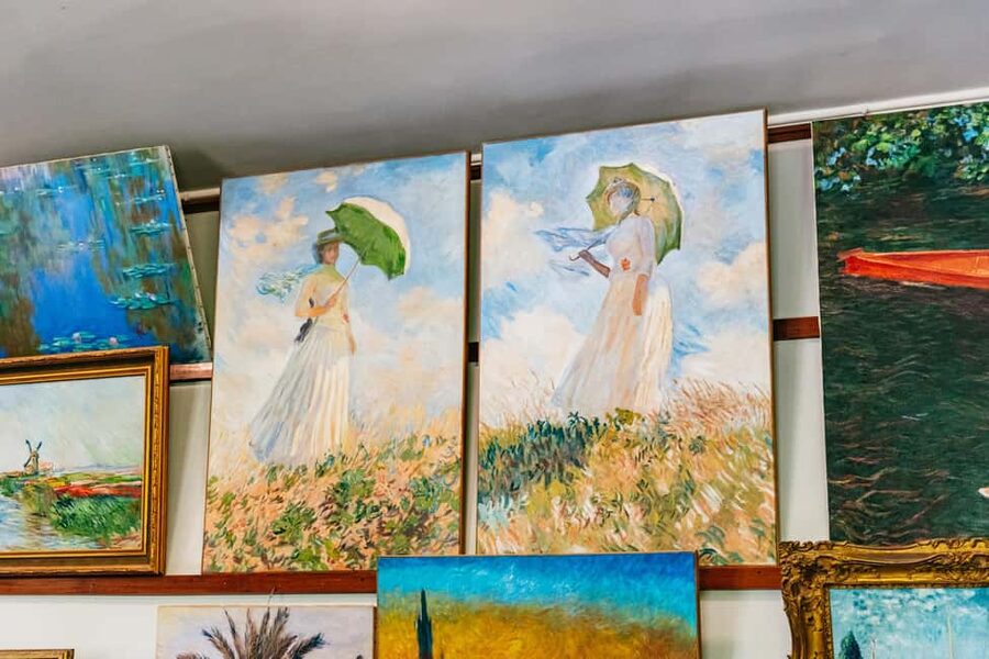 From Paris: Giverny, Monet’s Home & Gardens Half-Day Trip - Walking through the flower gardens