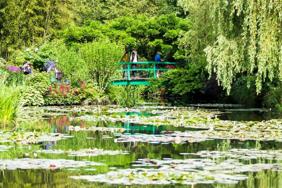 From Paris: Guided Day Trip to Monet's Garden in Giverny - Monet’s grave and the quiet village setting
