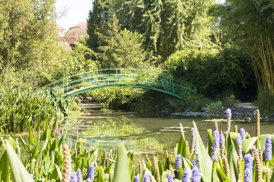 From Paris: Guided Day Trip to Monet's Garden in Giverny - Who will enjoy this trip most