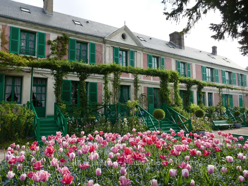 From Paris:McArthurGlen Center & Monet's Giverny House Visit - Three hours among Monet’s gardens