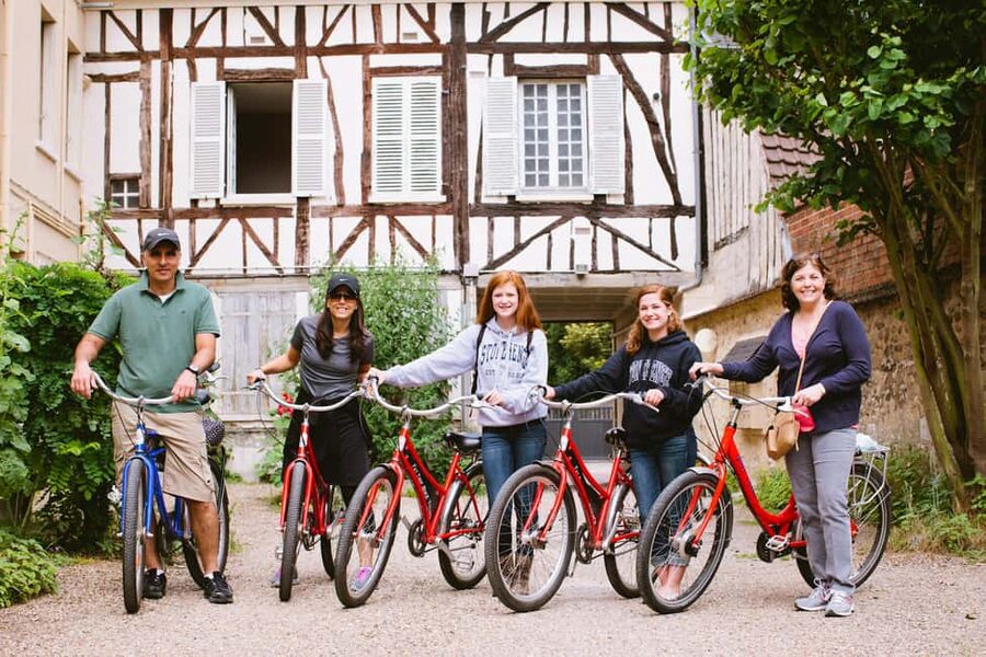 From Paris: Monet Garden & Giverny Bike Tour and Picnic Stop - Leaving Paris for Normandy’s wheat fields