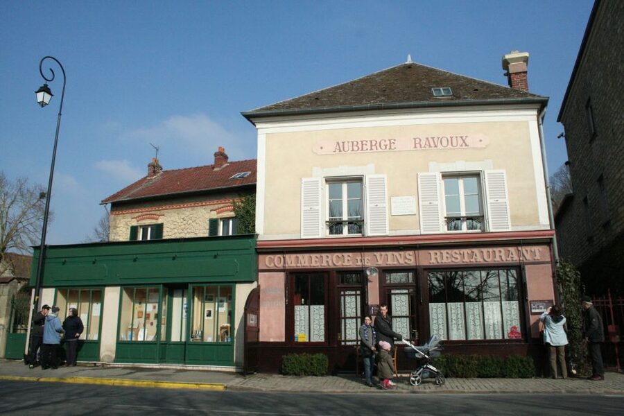 From Paris: Private Day Trip to Giverny and Auvers sur Oise - The pond, water lilies, and Japanese bridge