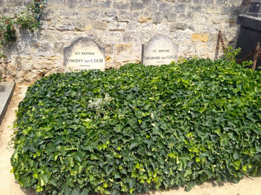 From Paris: Private Day Trip to Giverny and Auvers sur Oise - Van Gogh’s Auvers-sur-Oise