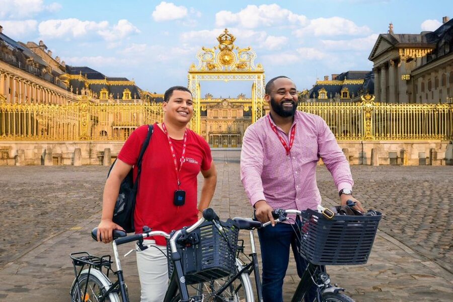 From Paris: Versailles Bike Tour with Gardens & Palace Entry - Getting from Paris to Versailles by train