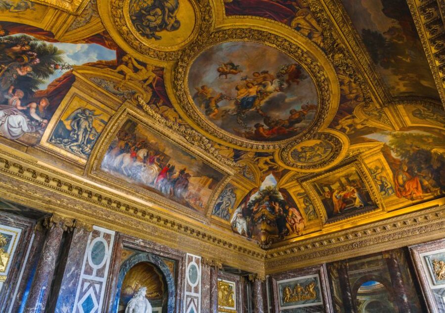 From Paris: Versailles Palace and Gardens Guided Day Trip - Starting at Saint-Lazare and riding out to Versailles