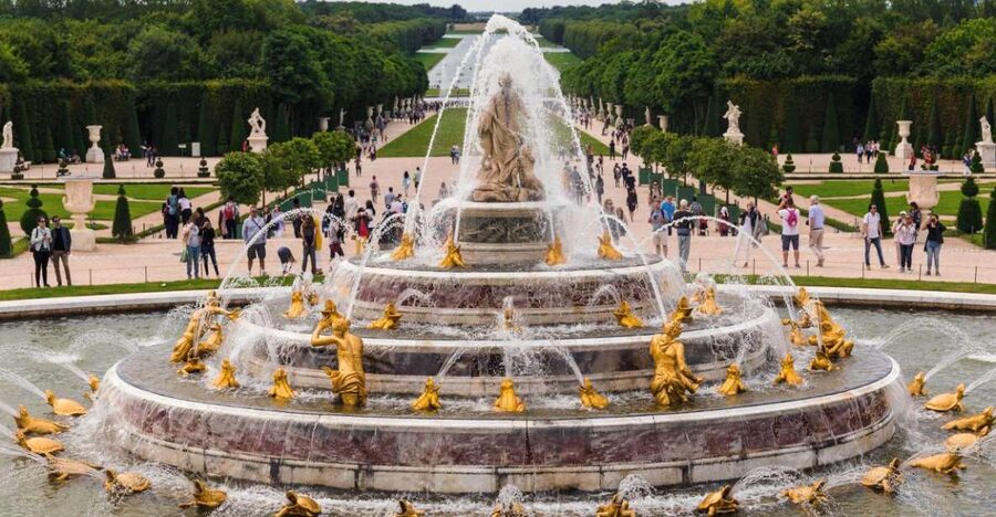 From Paris: Versailles Palace and Gardens Guided Day Trip - Why the royal apartments matter