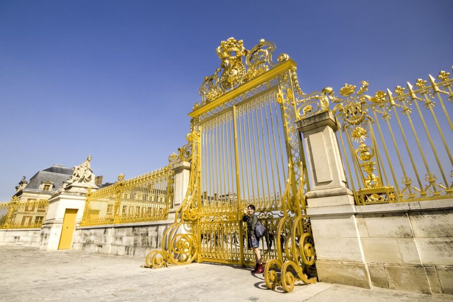 From Paris: Versailles Palace Self Guided & Gardens tickets - The State Apartments and Hall of Mirrors